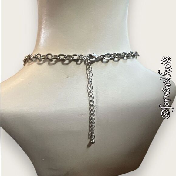 Bold Statement Necklace with Beads and Crystals - Picture 6 of 12